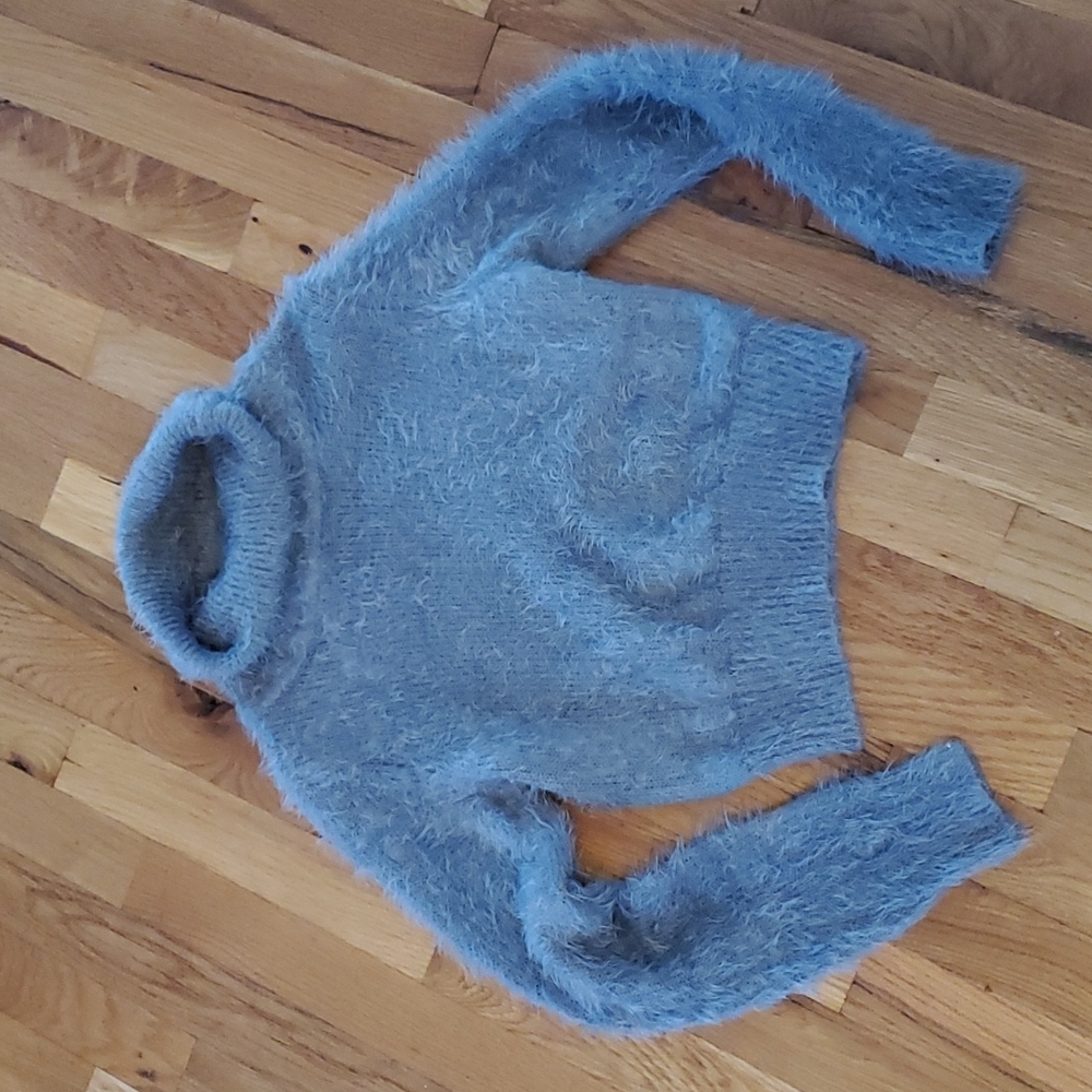 Lulus fuzzy turtleneck